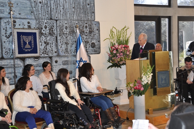 Gallery - The Diamond Exchange supports Ilan – With the Prime Minister, Shimon Peres – 13.1.2013, 10 of 13