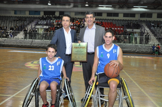 Gallery - Basketball game between the Diamond Exchange and Ilan Wheelchair teams – 15.1.2013, 3 of 10
