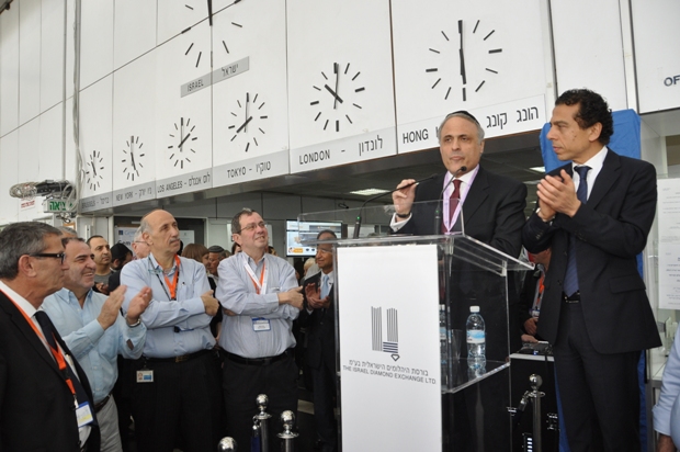 Gallery - President of ISDE, Yair Sahar, and President of DDC, Reuven Kaufman, inaugurate the event 18.3.2013, 14 of 29