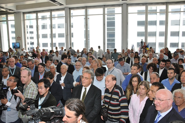 Gallery - President of ISDE, Shmuel Schnitzer, and President of DDC, Reuven Kaufman, inaugurate the event 7.4.2014, 7 of 19