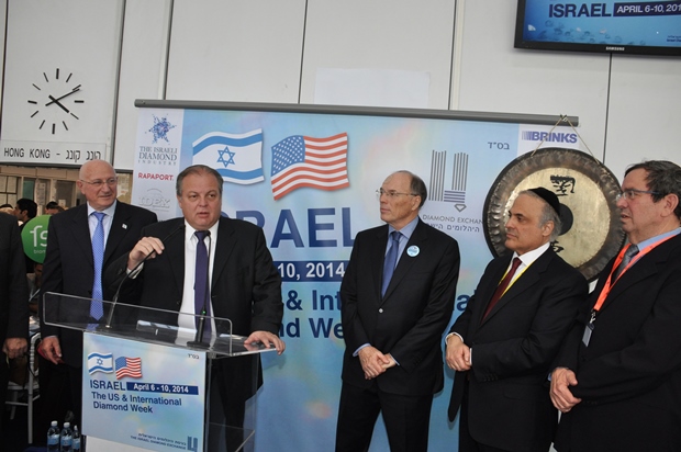 Gallery - President of ISDE, Shmuel Schnitzer, and President of DDC, Reuven Kaufman, inaugurate the event 7.4.2014, 10 of 19