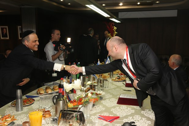 Gallery - Israel and Alrosa Sign Memorandum of Understanding 9.2.2015, 2 of 22