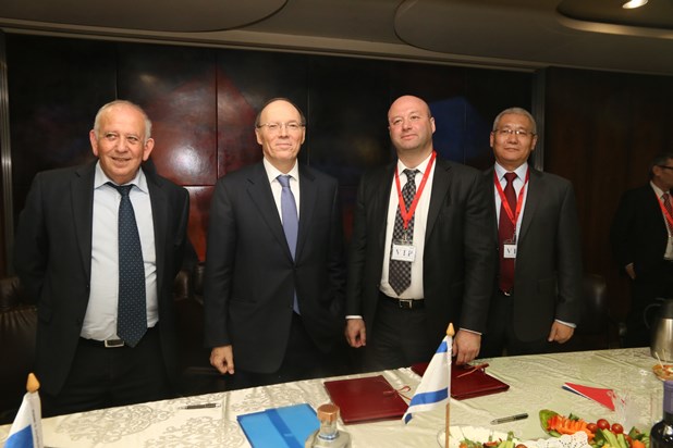 Gallery - Israel and Alrosa Sign Memorandum of Understanding 9.2.2015, 11 of 22